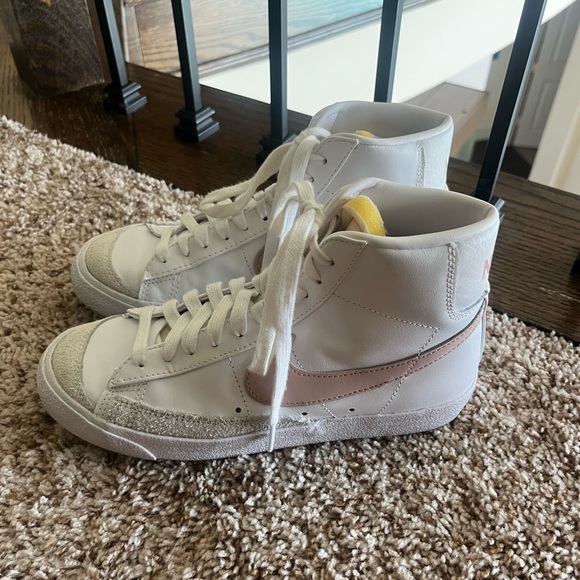 Nike blazers - Picture 3 of 4